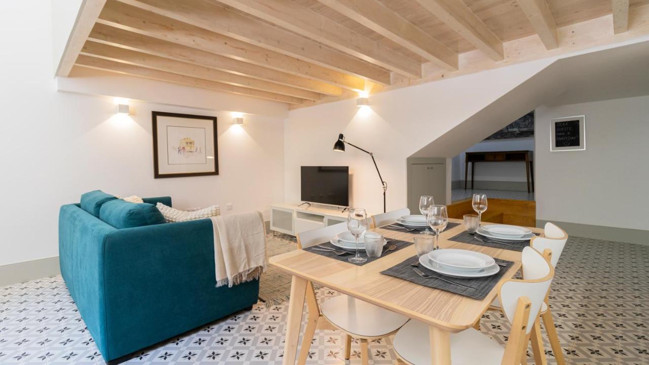 Central Stunning Duplex W/ Patio By Lovelystay Porto Kültér fotó