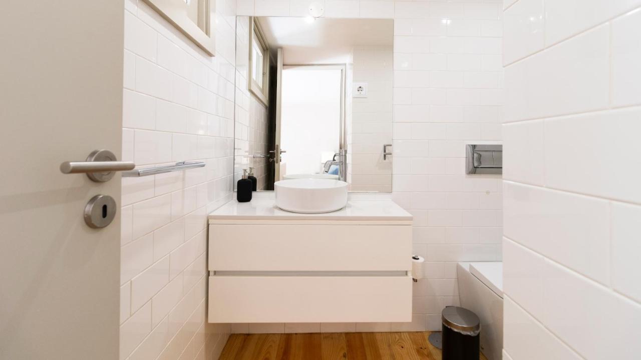 Central Stunning Duplex W/ Patio By Lovelystay Porto Kültér fotó