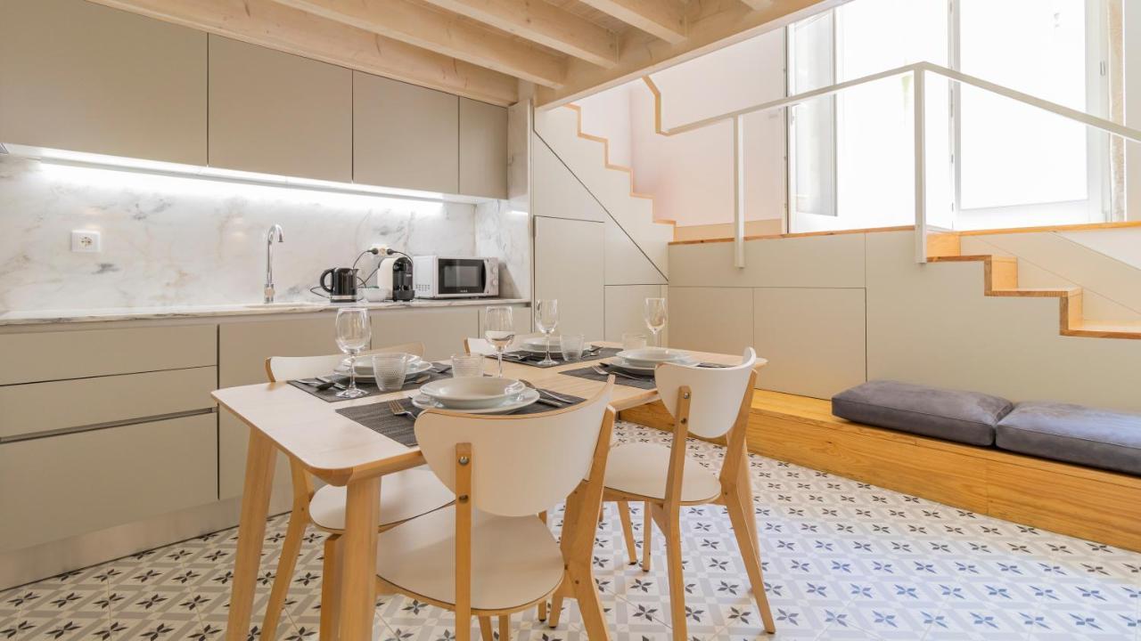 Central Stunning Duplex W/ Patio By Lovelystay Porto Kültér fotó