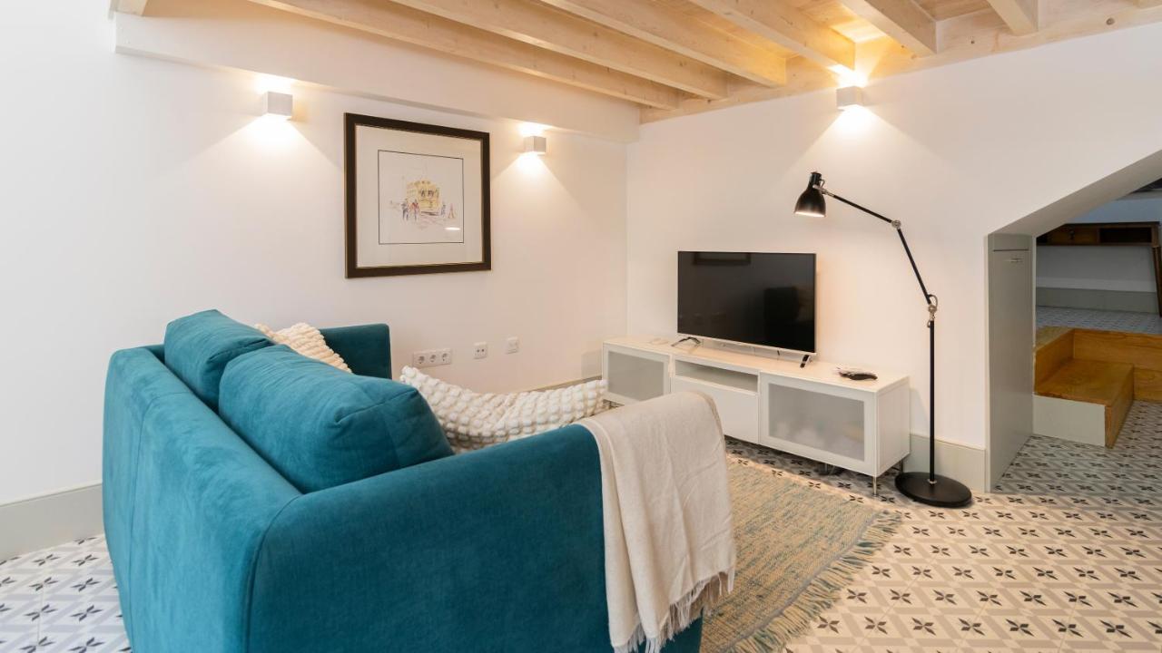 Central Stunning Duplex W/ Patio By Lovelystay Porto Kültér fotó